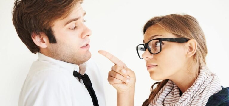 5 Efficient Ways to Deal With Bullies at Work